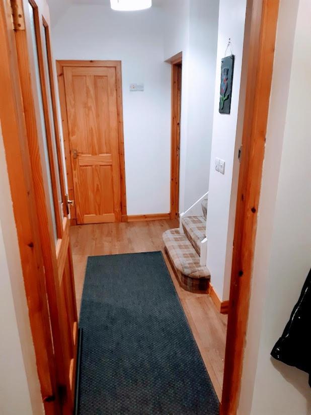 Cosy 3 Bedroom Home In Centre Of Brodick Zewnętrze zdjęcie